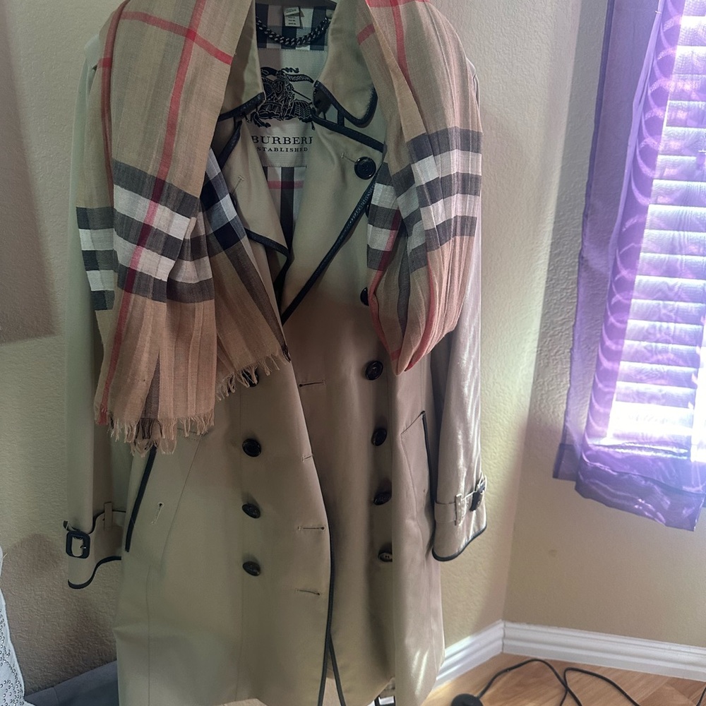 Burberry Signature Plaid Scarf